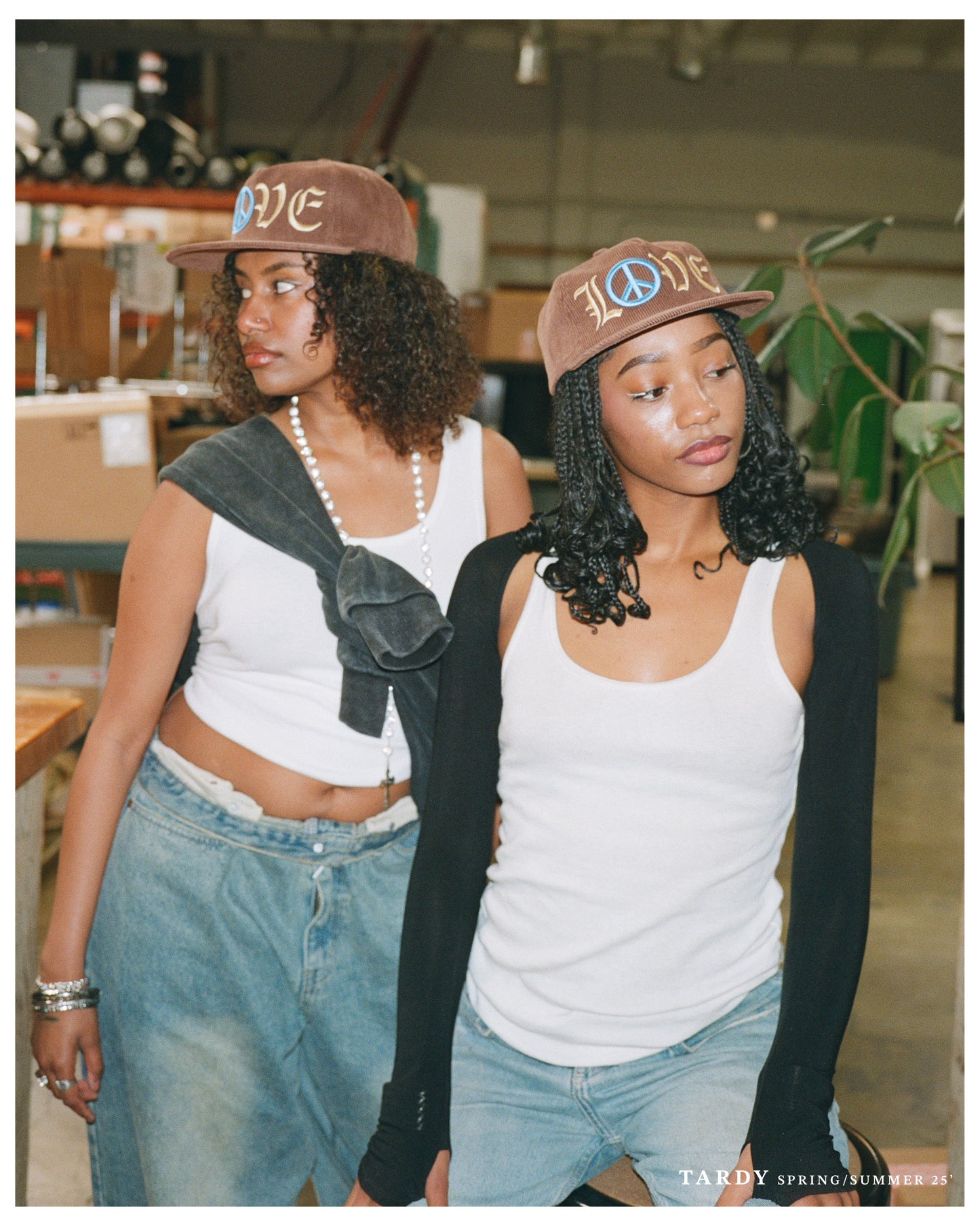 LOVE PEACE CORDUROY SNAPBACK